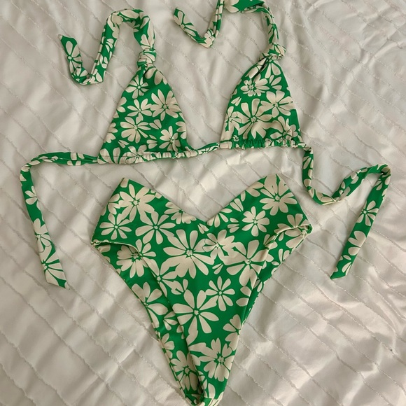 Skatie Other - Skatie Green and White Floral Bikini